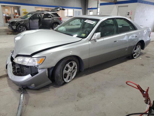 2001 LEXUS ES 300 VIN: JT8BF28G710293240