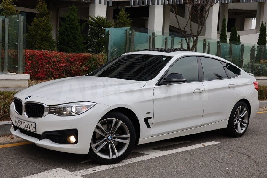 2016 BMW 3 SERIES VIN: WBA8Y9109GGJ86425