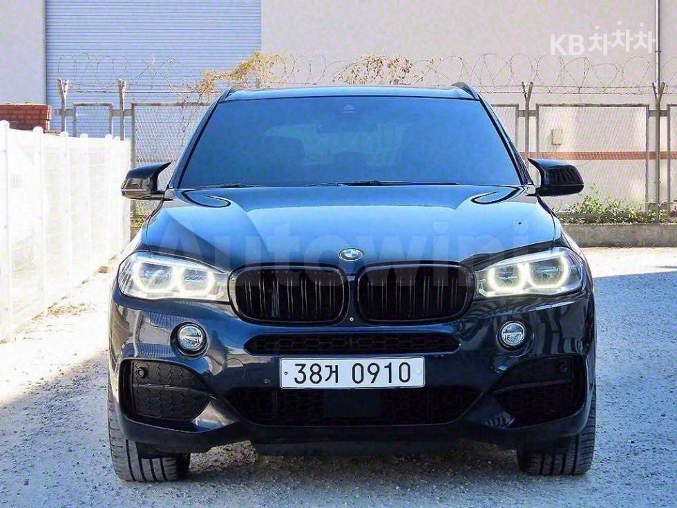 2015 BMW X5 VIN: WBAKS8106F0M51181