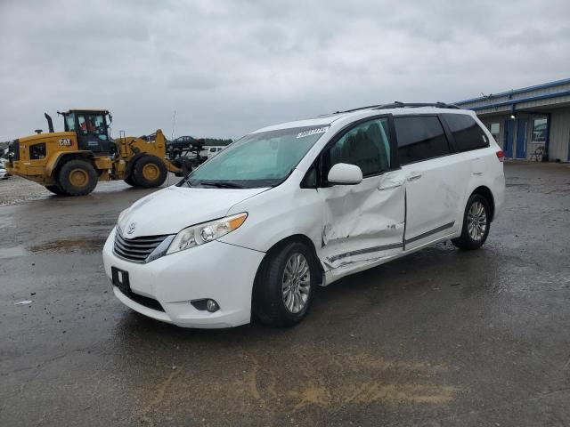 2013 TOYOTA SIENNA XLE VIN: 5TDYK3DC8DS395020