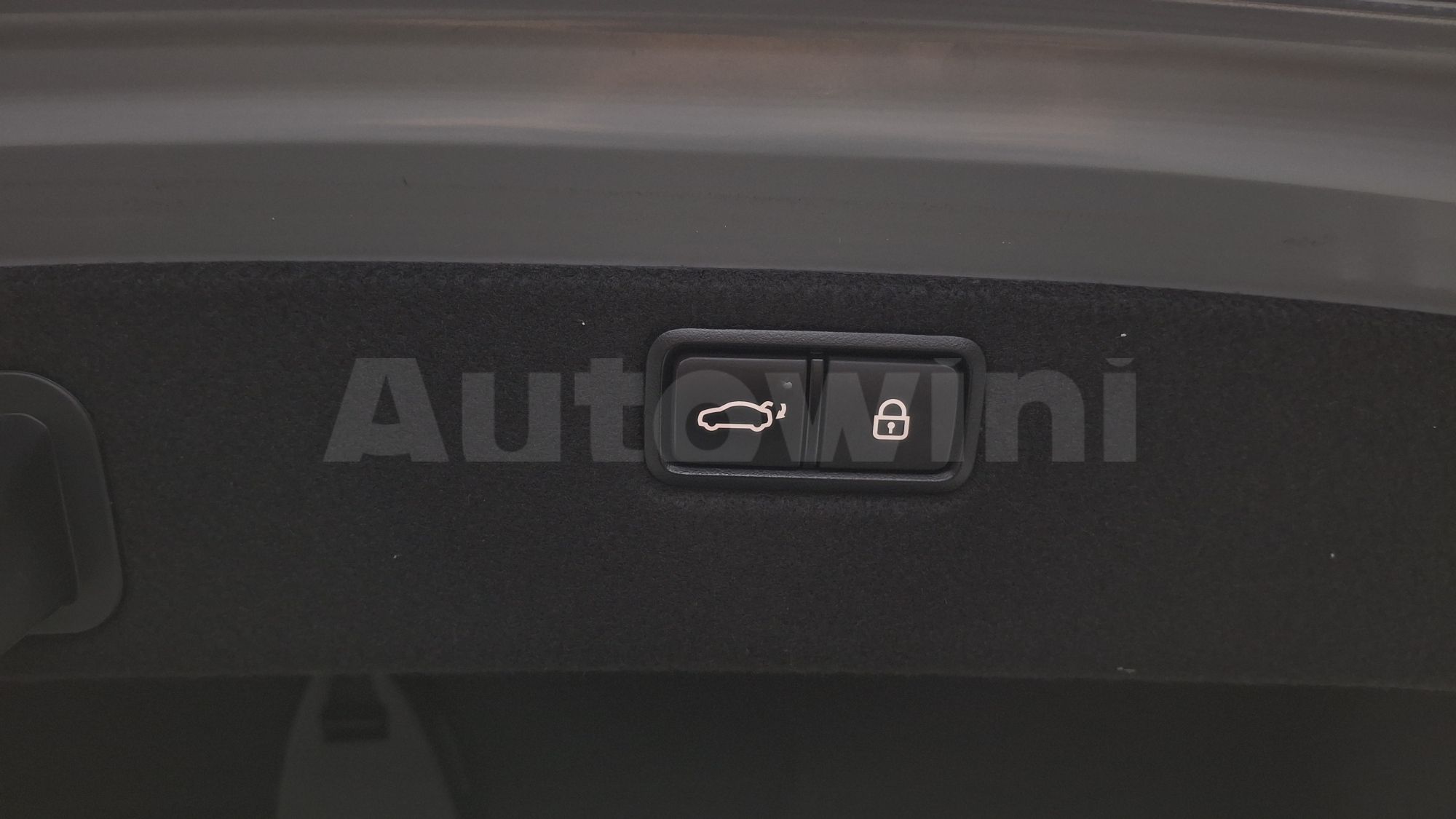 2016 HYUNDAI GENESIS VIN: KMHGN41EDGU127249