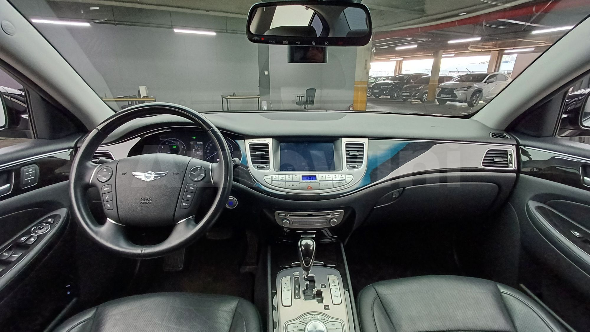 2013 HYUNDAI GENESIS VIN: KMHGA41BBDU228160