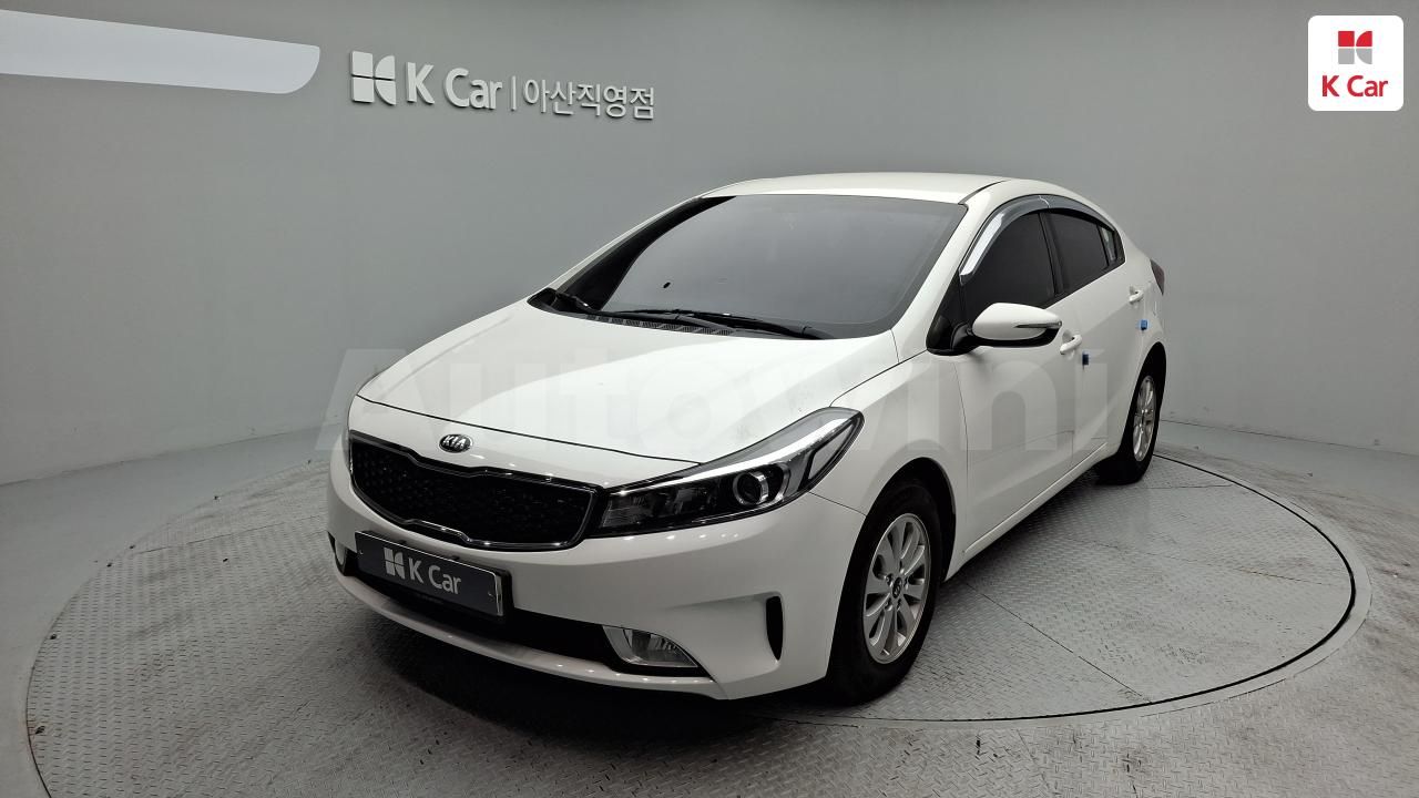 2016 KIA K3 VIN: KNAFJ412BGA942462