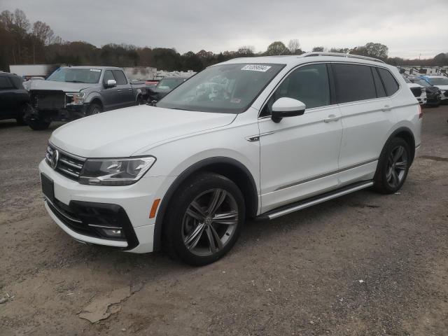 2019 VOLKSWAGEN TIGUAN SE VIN: 3VV3B7AX2KM056857