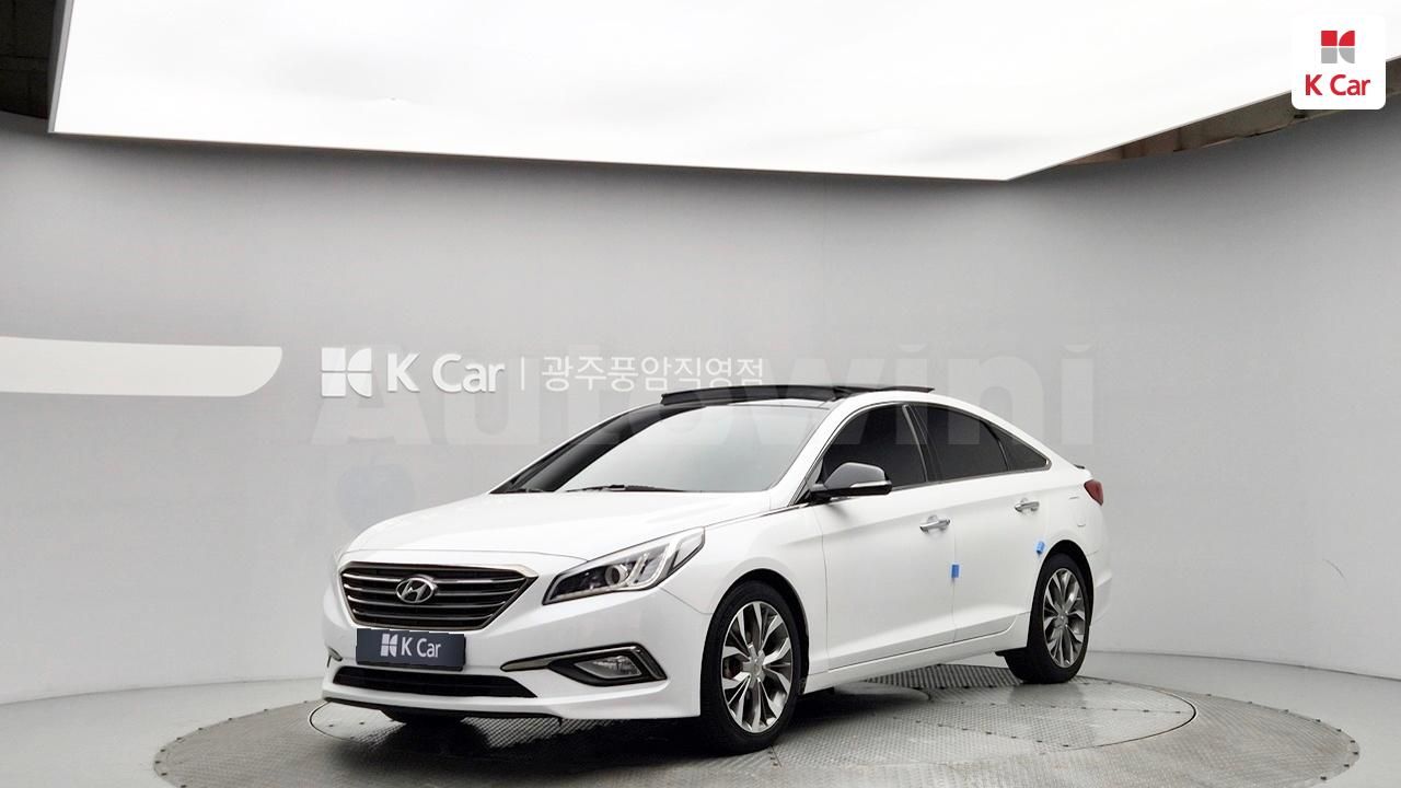 2015 HYUNDAI SONATA VIN: KMHE341CBFA022118