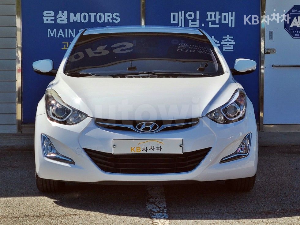 2014 HYUNDAI AVANTE VIN: KMHDG41DBEU012022