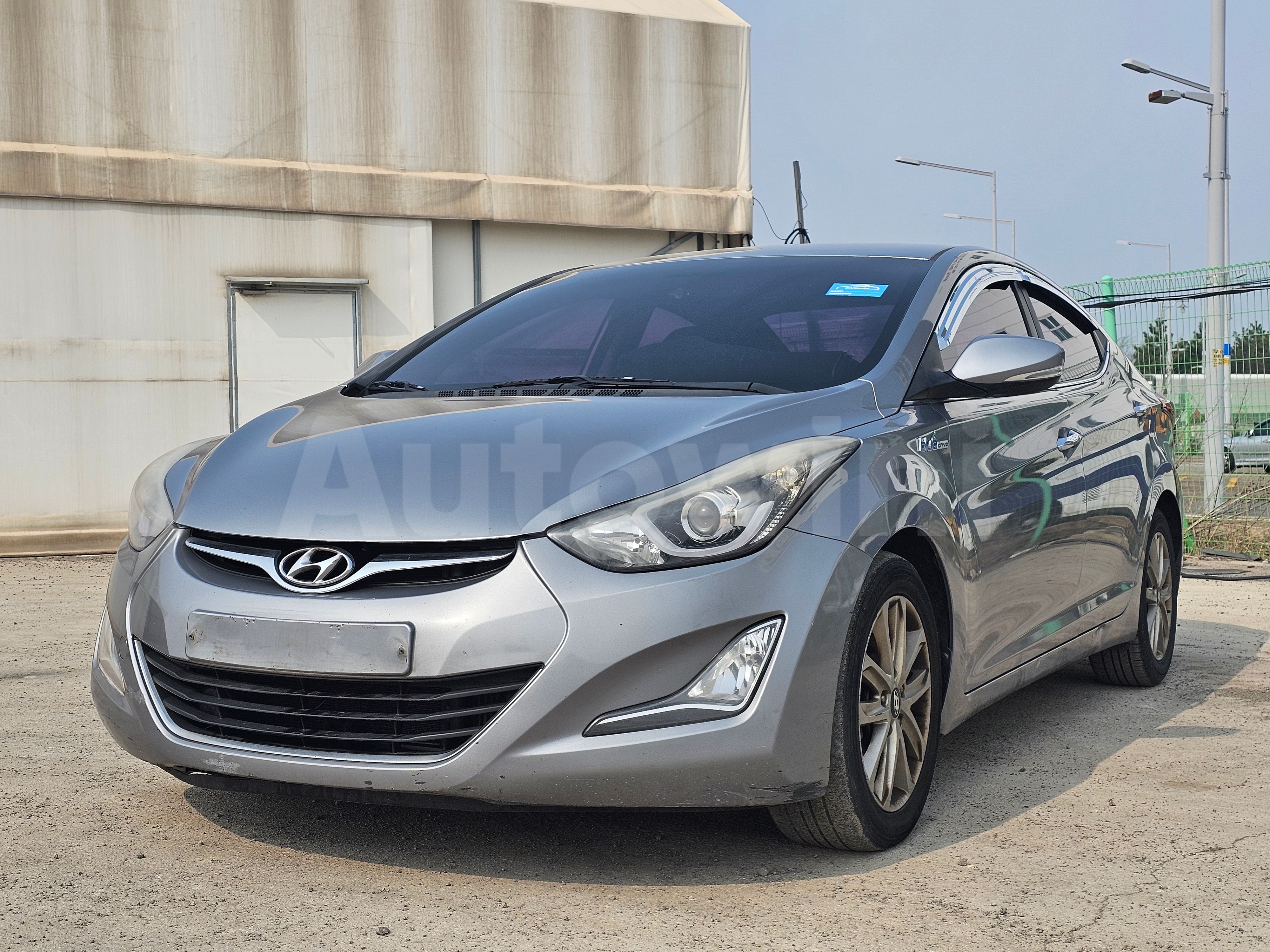 2014 HYUNDAI AVANTE VIN: KMHDG41UBEU103621