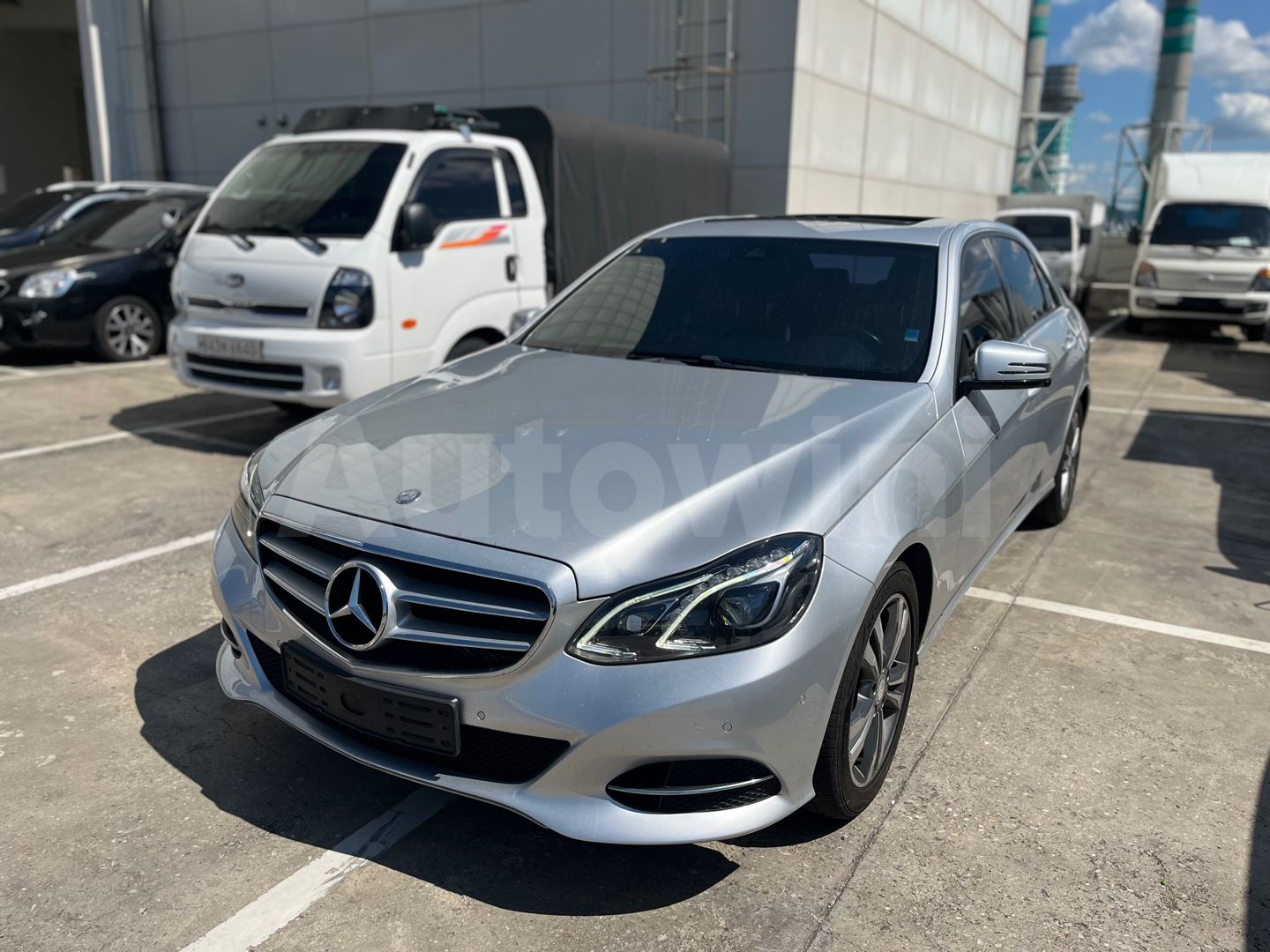 2016 MERCEDES-BENZ E-CLASS VIN: WDDHF3EB0GB284196