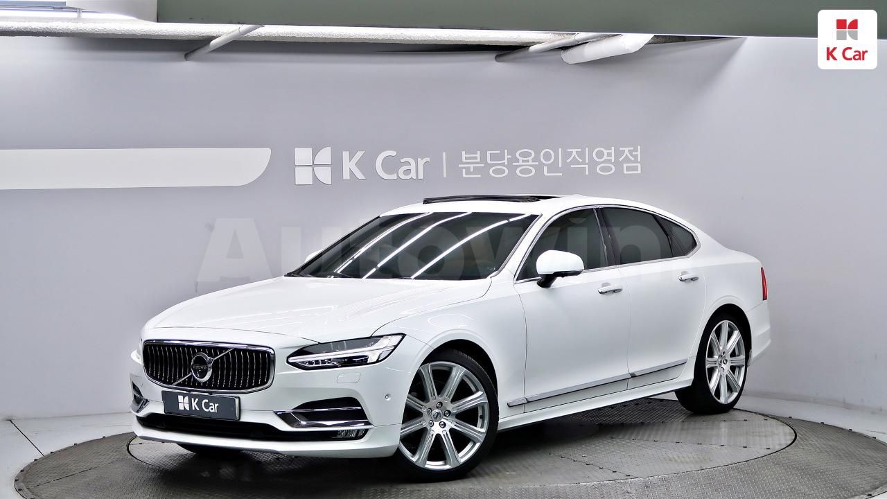 2019 VOLVO S90 VIN: LVYPS68TCKP059404