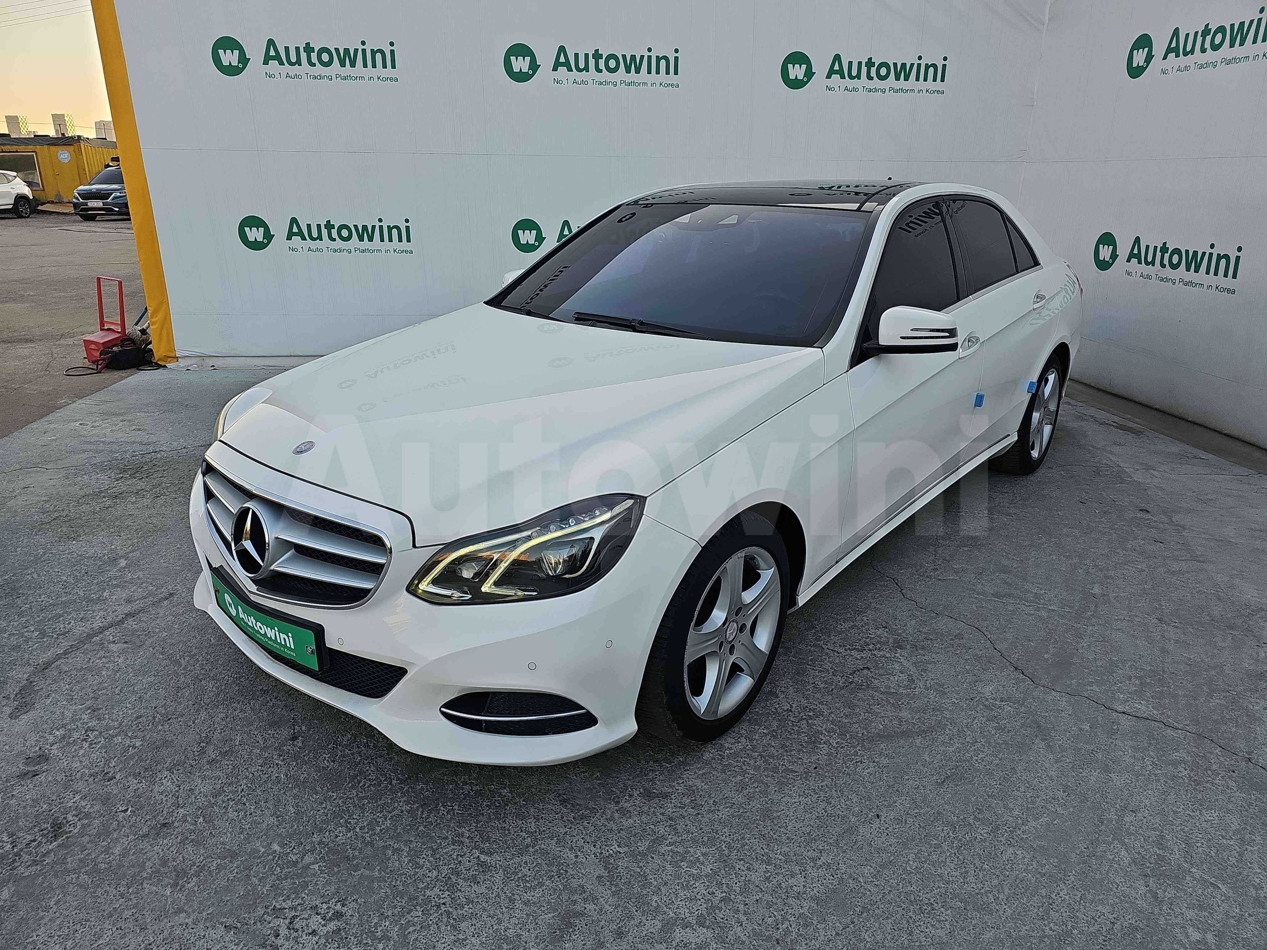 2014 MERCEDES-BENZ E-CLASS VIN: WDDHF8CB5EA972701
