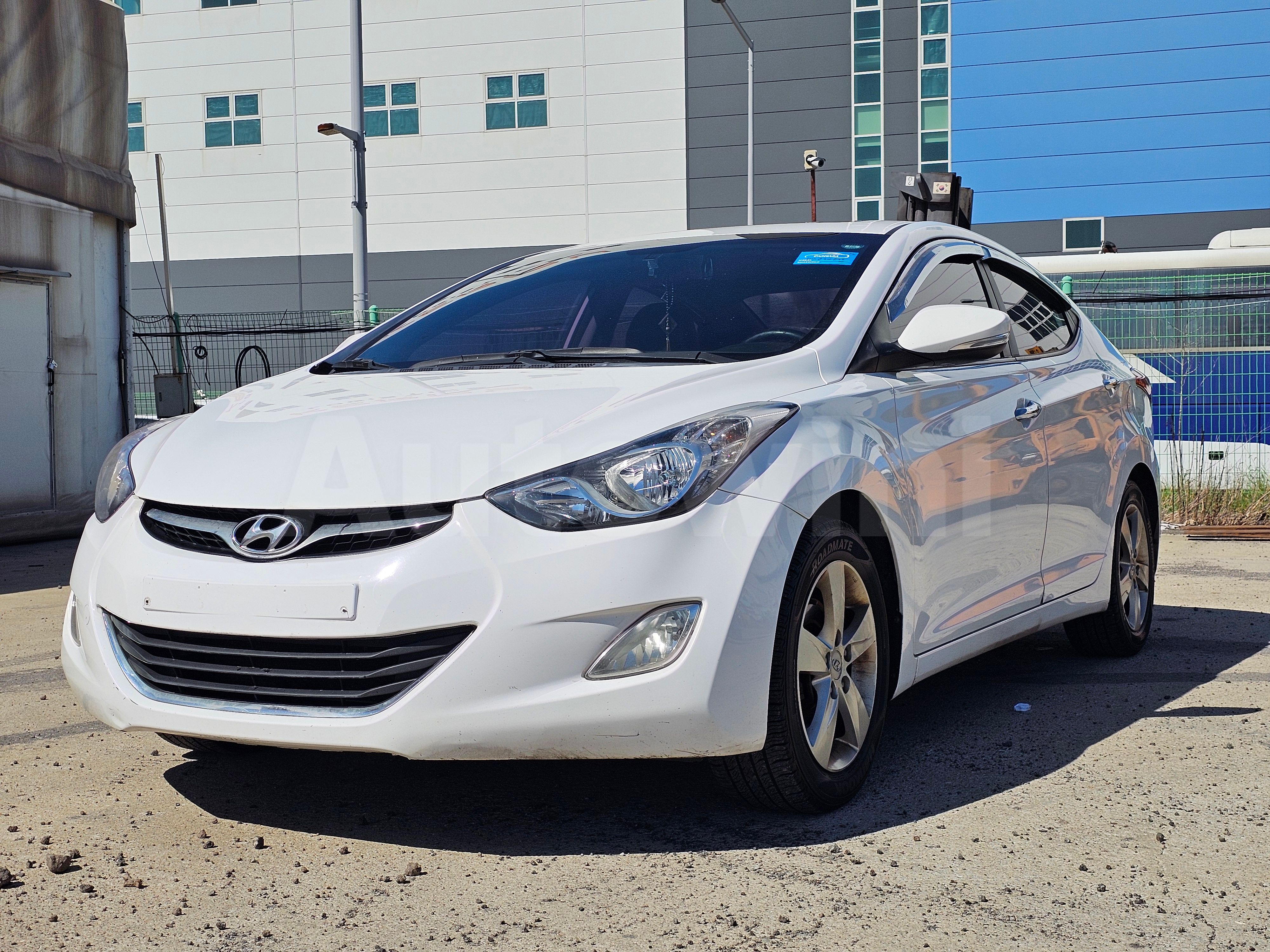 2013 HYUNDAI AVANTE VIN: KMHDG41DBDU834892