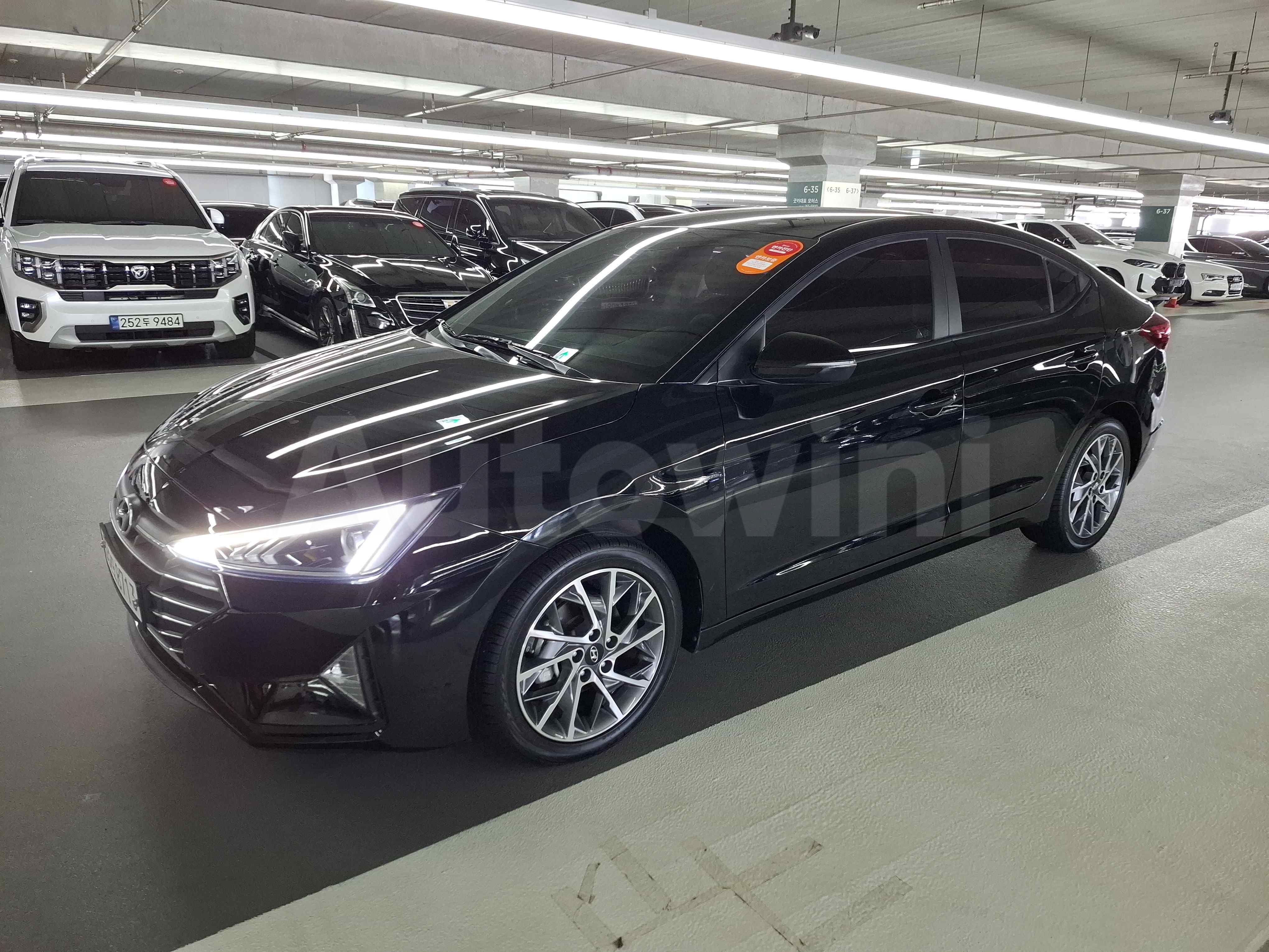 2020 HYUNDAI AVANTE VIN: KMHD641EELU060796