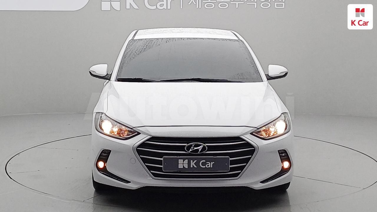 2017 HYUNDAI AVANTE VIN: KMHD641DBHU396262