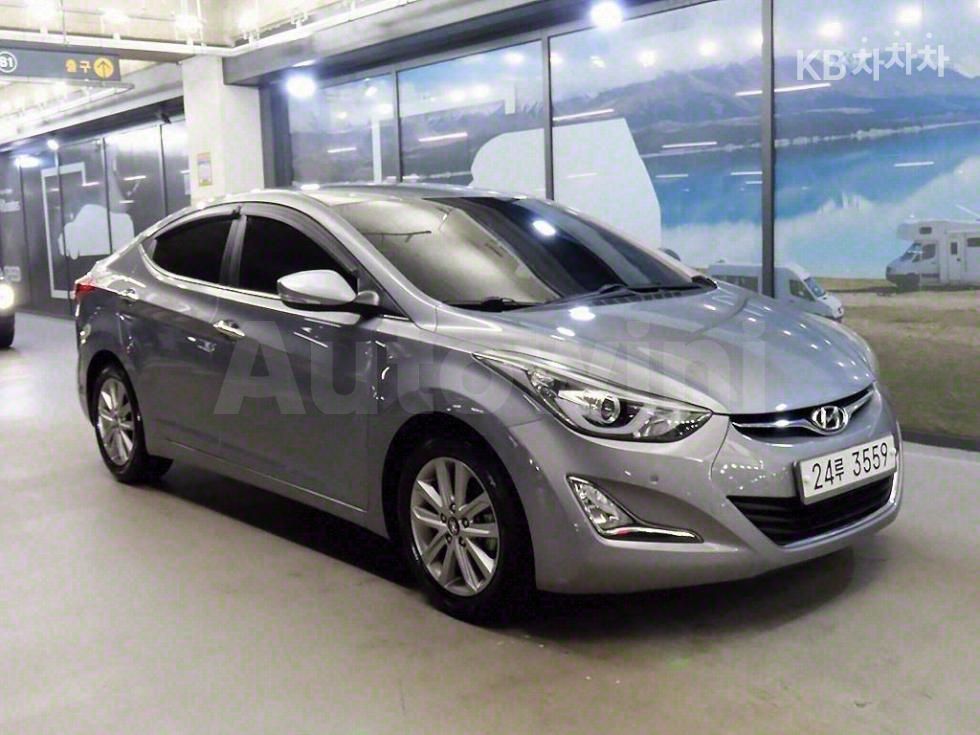 2015 HYUNDAI AVANTE VIN: KMHDG41DBFU443324