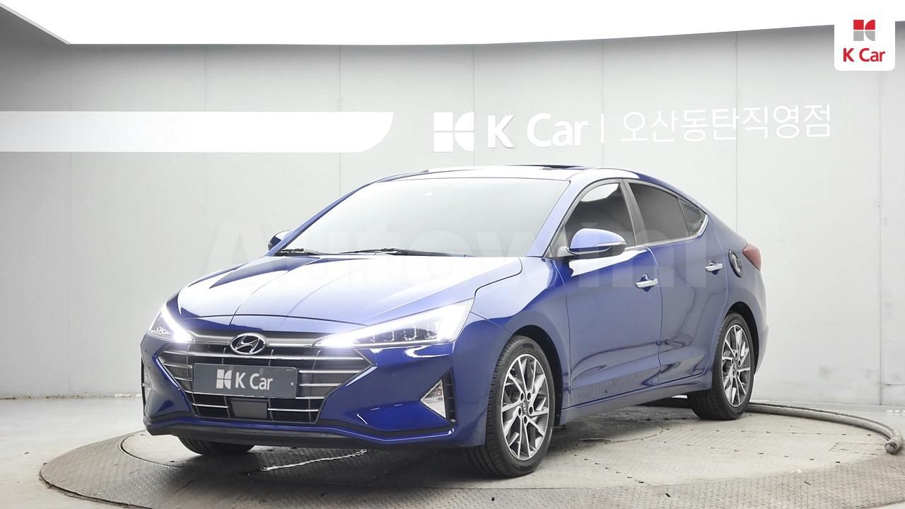 2019 HYUNDAI AVANTE VIN: KMHD041EEKU844051