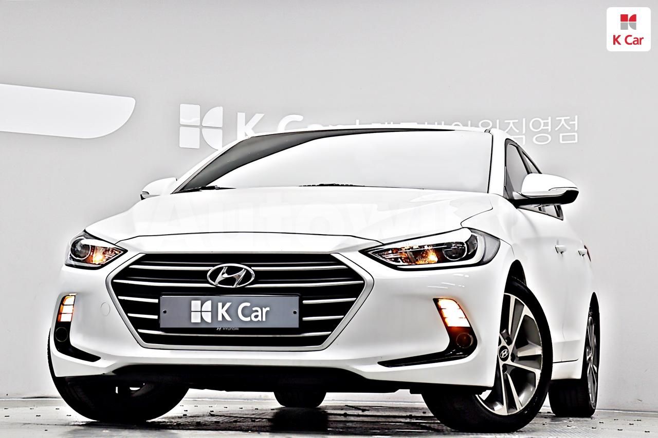 2018 HYUNDAI AVANTE VIN: KMHD641DBJU714922