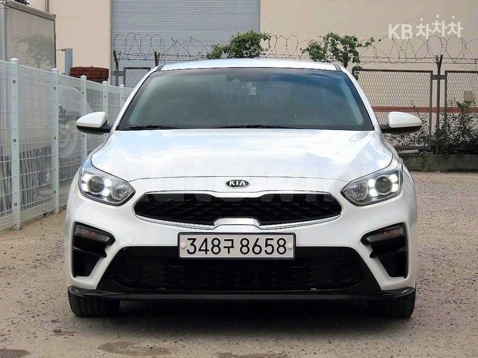 2021 KIA K3 VIN: KNAF141BEMA084610