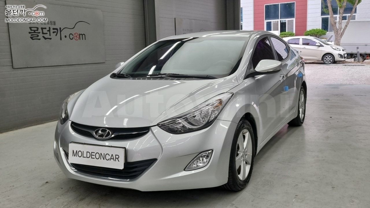 2010 HYUNDAI AVANTE VIN: KMHDG41DBBU061771