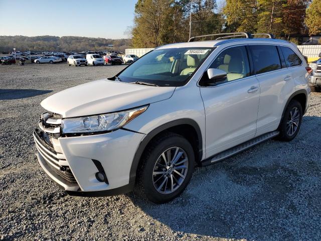 2018 TOYOTA HIGHLANDER VIN: 5TDKZRFH6JS550012