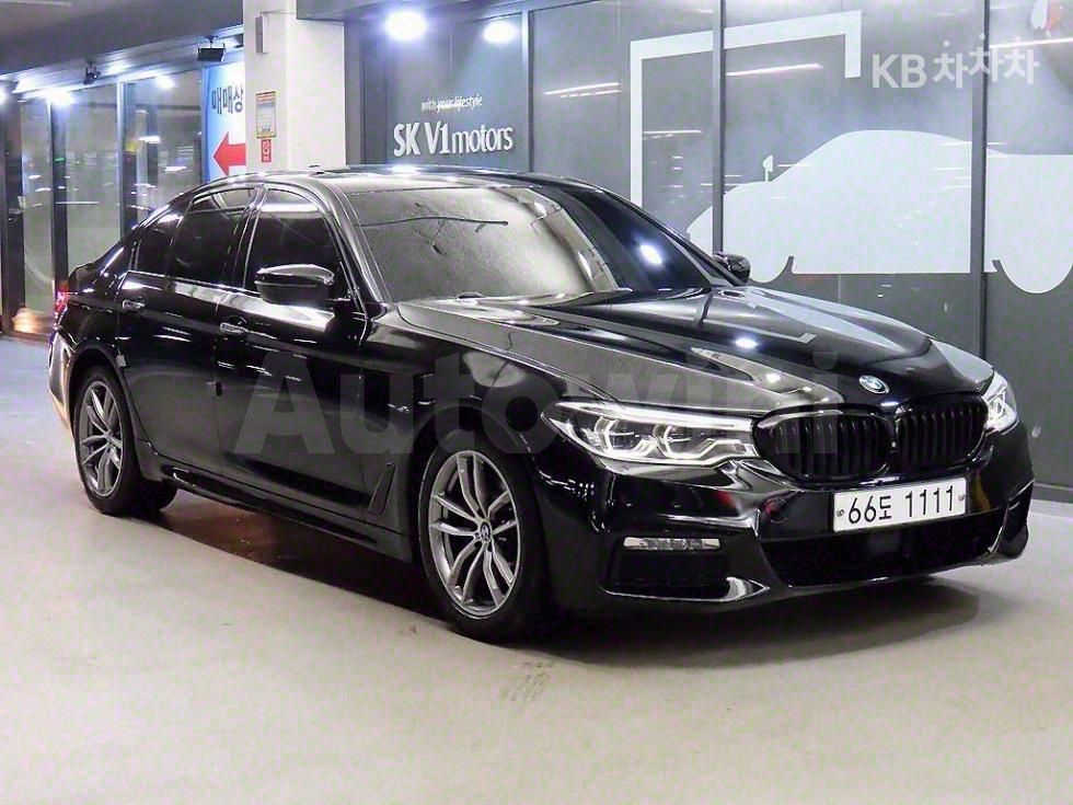 2017 BMW 5 SERIES VIN: WBAJC510XHG850838