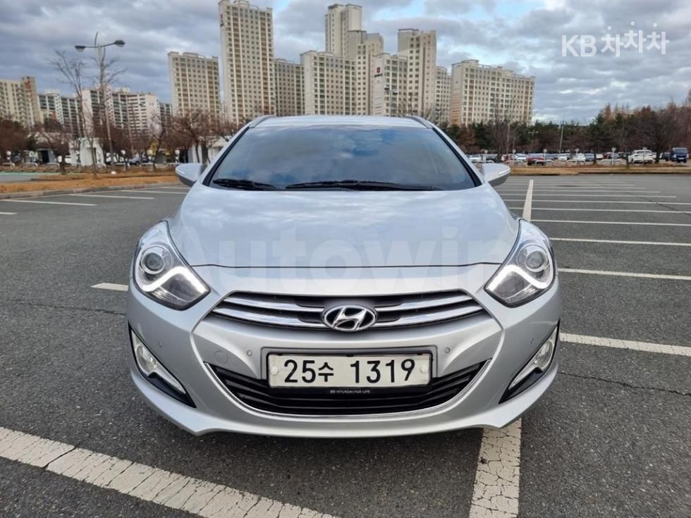 2012 HYUNDAI I40 VIN: KMHLC81DBCU018421