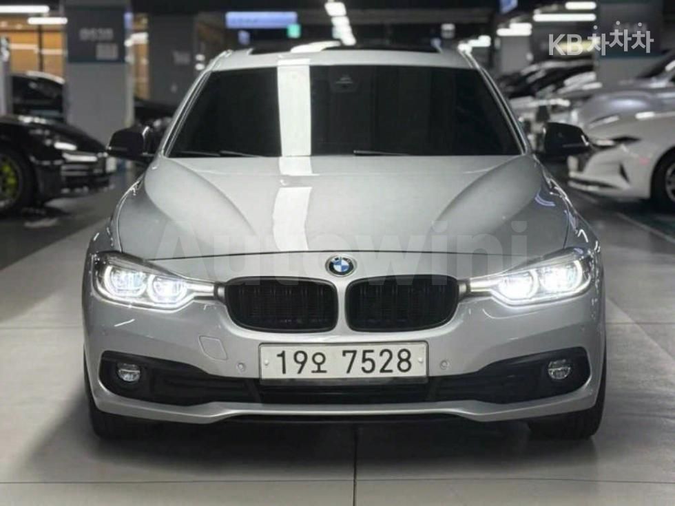 2016 BMW 3 SERIES VIN: WBA8C9104GK650720