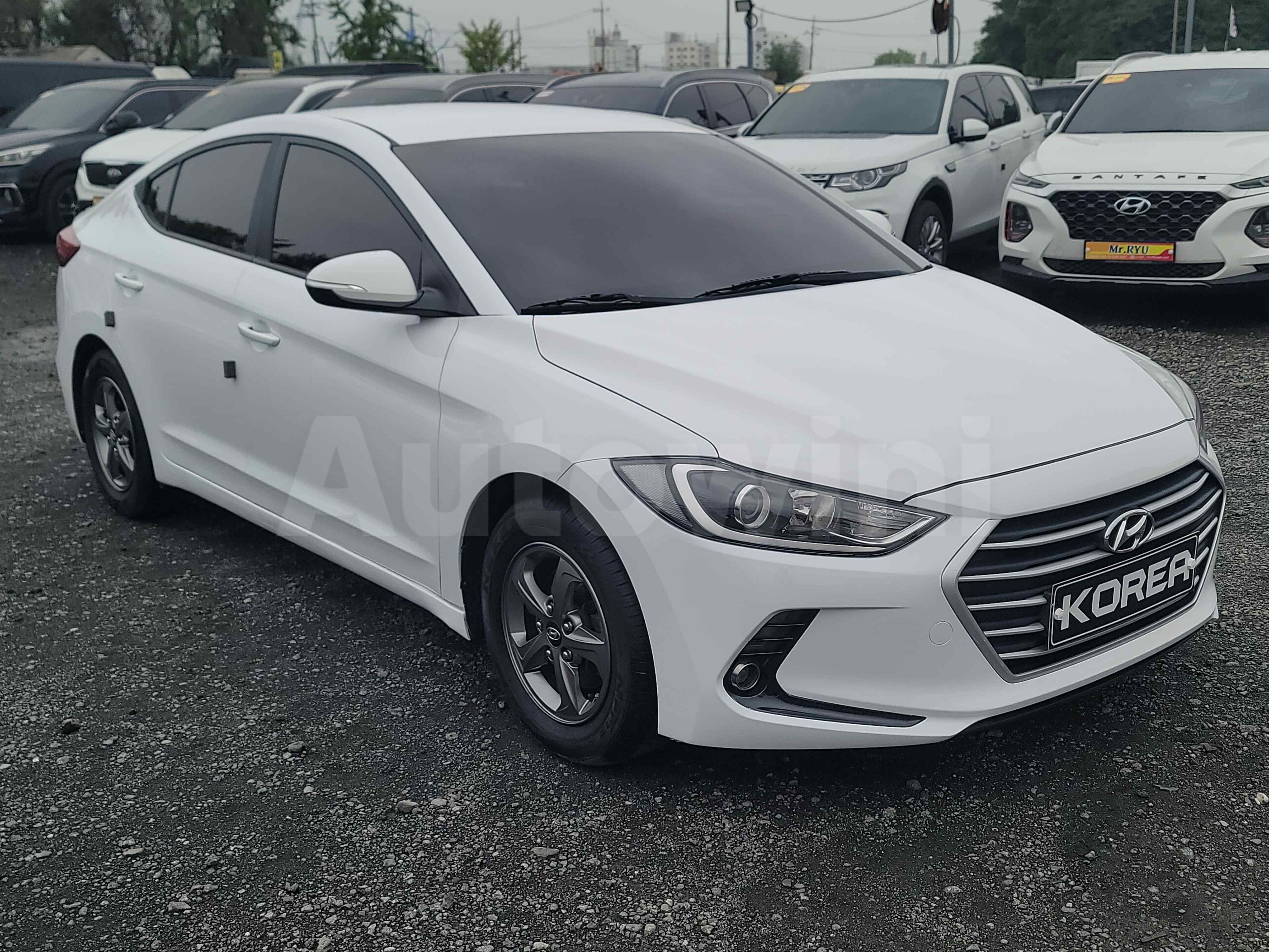 2018 HYUNDAI AVANTE VIN: KMHD641LBJU530264