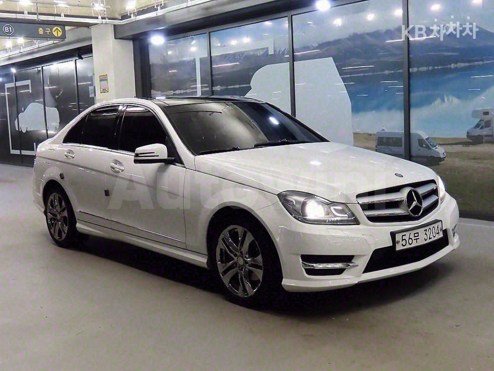 2013 MERCEDES-BENZ C CLASS VIN: WDDGF0CB2DA761595