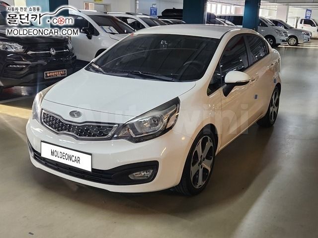 2011 KIA PRIDE VIN: KNADN413BCS031308