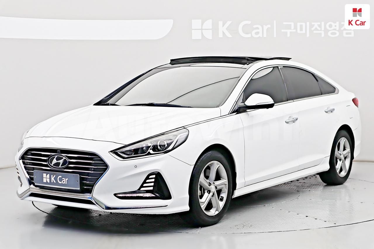 2018 HYUNDAI SONATA VIN: KMHE341DBJA458042