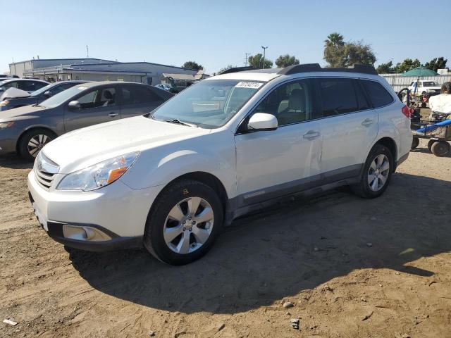 2010 SUBARU OUTBACK 2. VIN: 4S4BRBKC5A3346610
