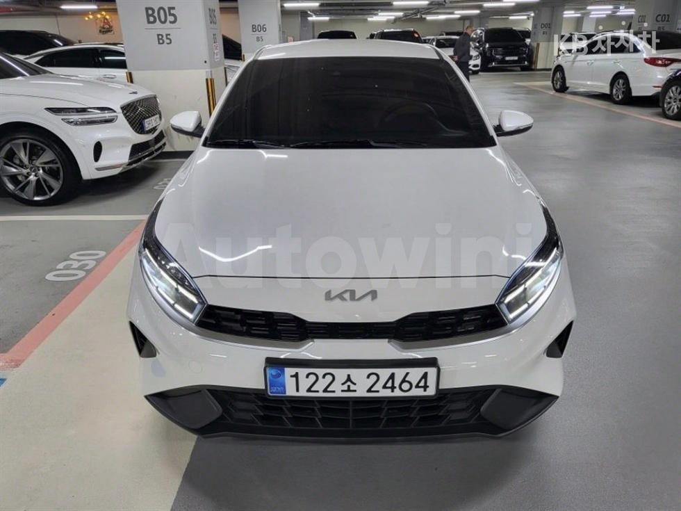 2024 KIA K3 VIN: KNAF241BERA203395