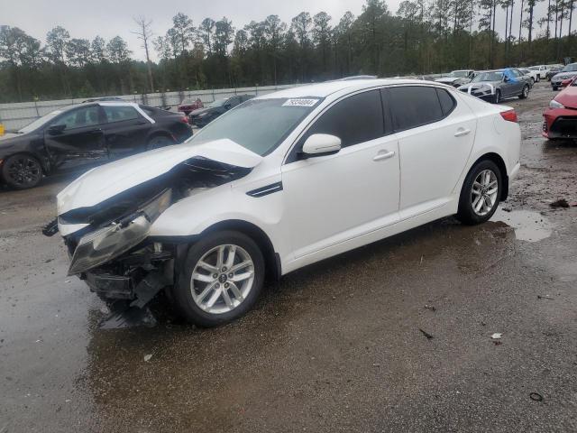 2011 KIA OPTIMA VIN: KNAGM4A70B5157598