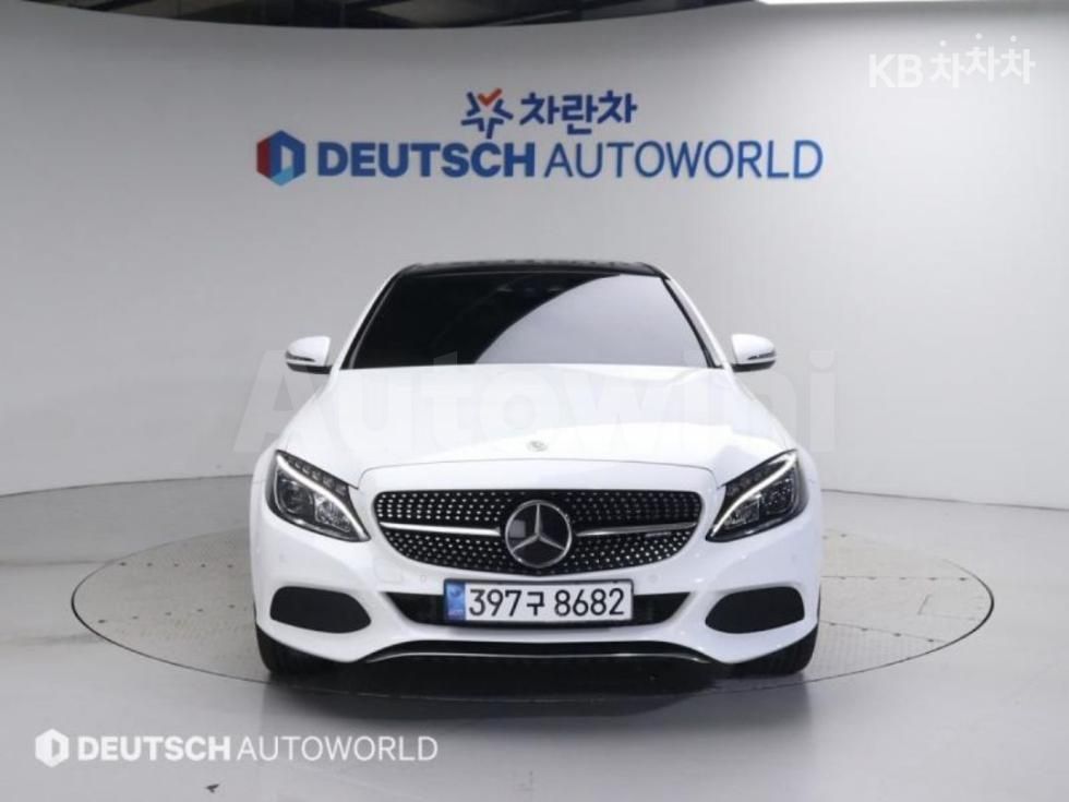 2018 MERCEDES-BENZ C CLASS VIN: WDDWF4HB8JR418895